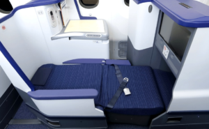 ANAビジネスクラスを体験して感動した話。素晴らしく充実したサービスで快適な空の旅を思う存分満喫する方法とは?