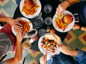【ファンくる】外食モニターの実体験を紹介!いいことだらけ!!
