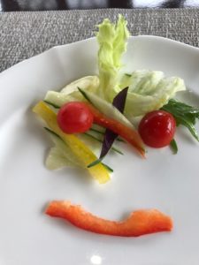 【2017】沖縄旅行記その3-1「MAGENTA n blueで美味しいジュースとシーサイドドライブインのレトロ感」