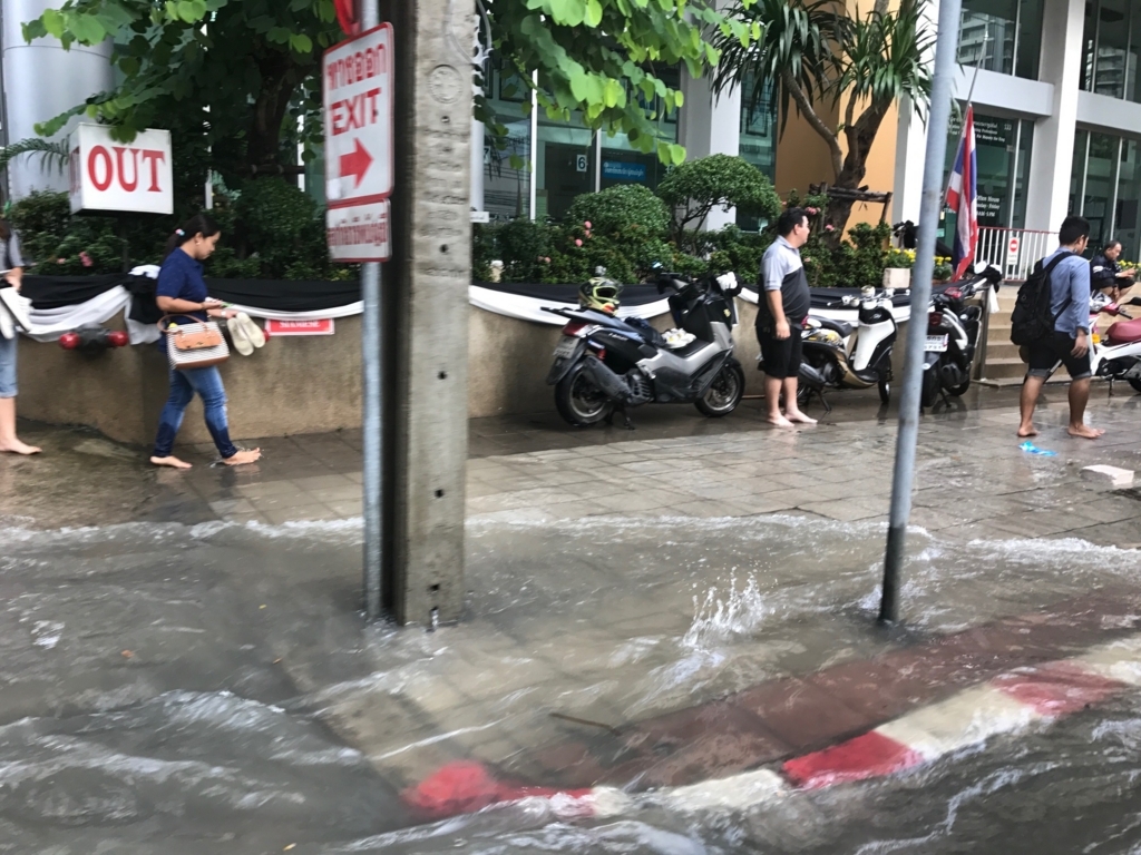 f:id:sasasan3:20171106001011j:plain f:id:sasasan3:20171106001011j:plain